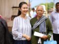 លោកជំទាវ ហ៊ុន ម៉ាណា អញ្ជើញនាំយកទេយ្យវត្ថុប្រគេនដល់វត្តពុទ្ធគីរីកម្ពុជា ក្នុងខេត្តតាកែវ និងចែកអំណោយជូនប្រជាពលរដ្ឋចំនួន៣៧០គ្រួសារ